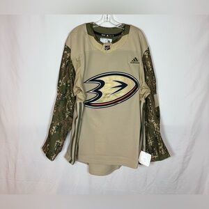 Adidas MiC Anaheim Ducks Military Appreciation Team Issued Hockey Jersey Size 56